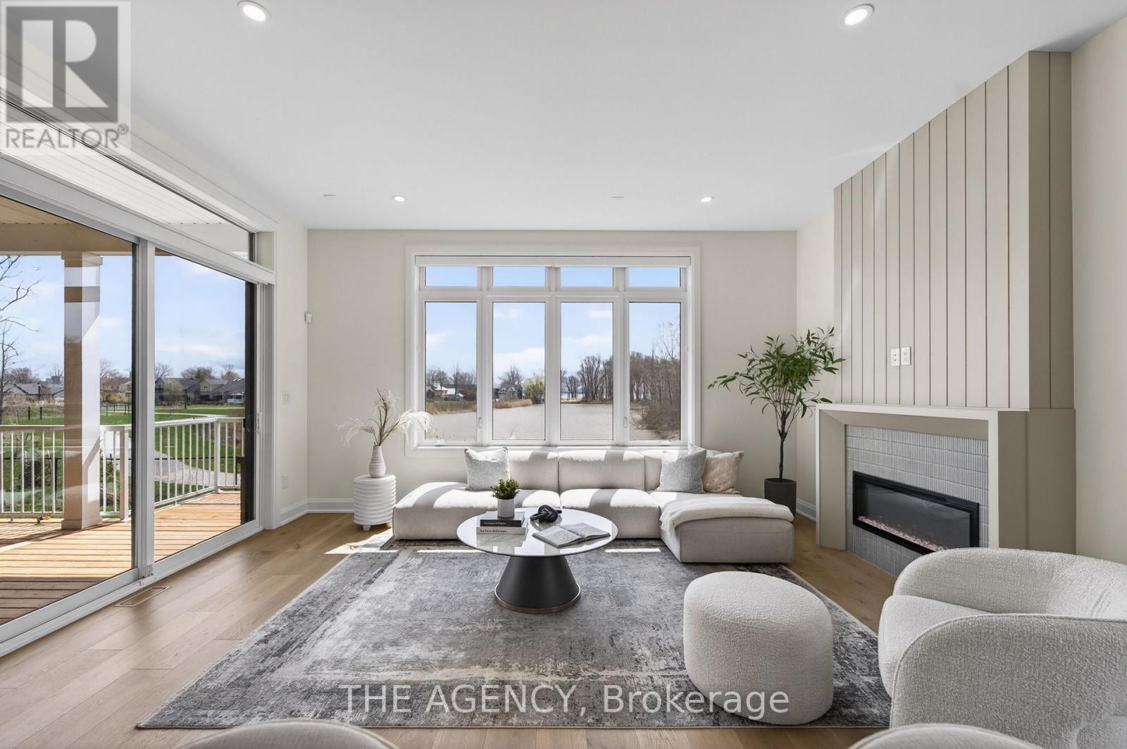 LOT 10 MISSISSAUGA AVENUE