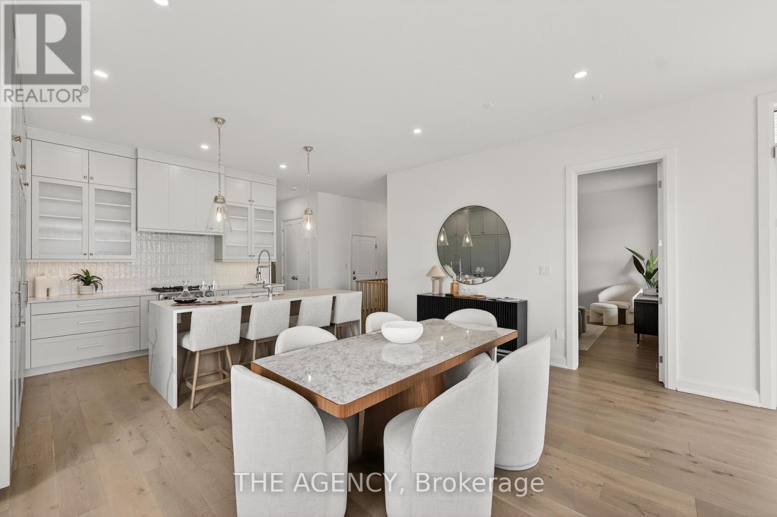 LOT 10 MISSISSAUGA AVENUE