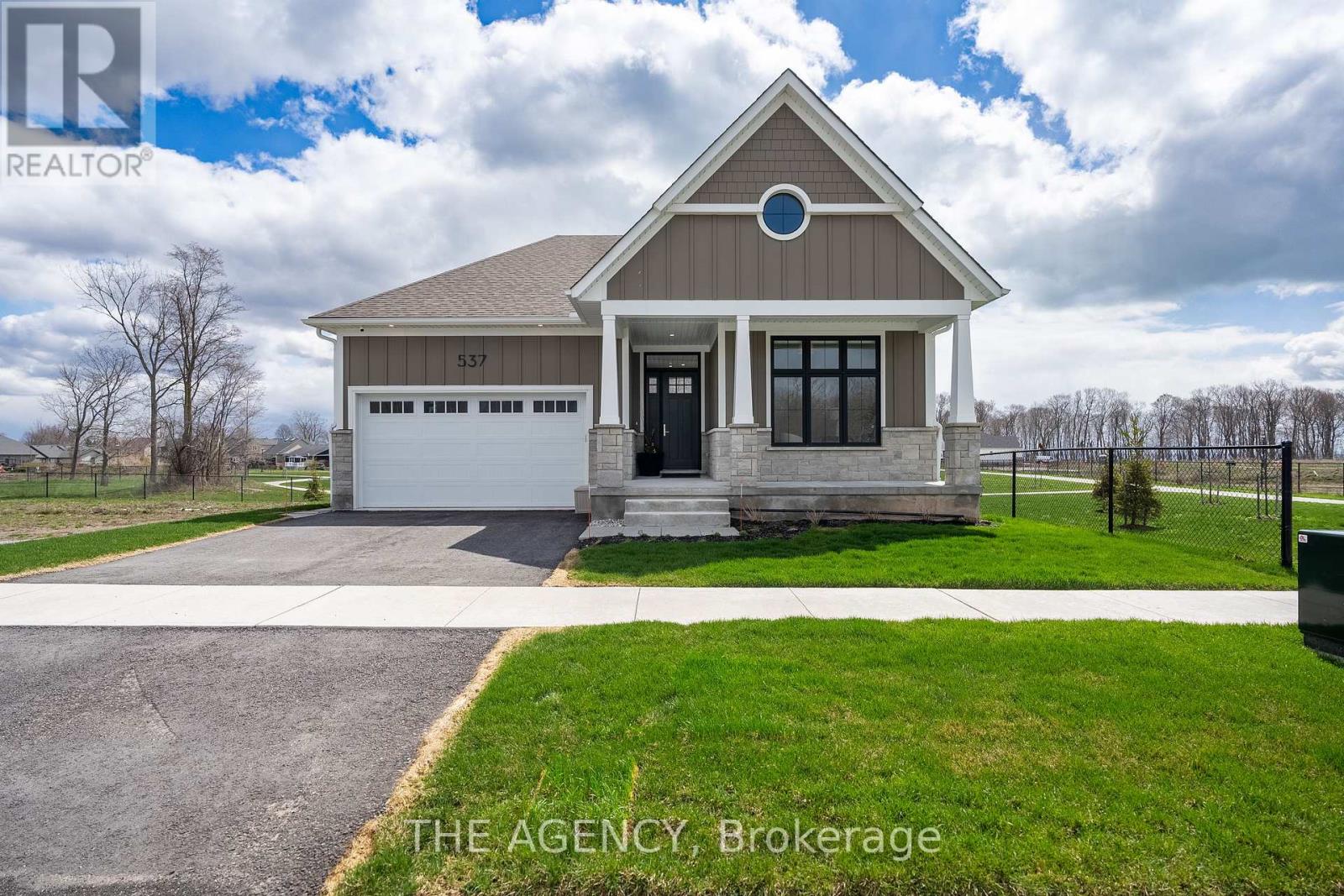 LOT 10 MISSISSAUGA AVENUE