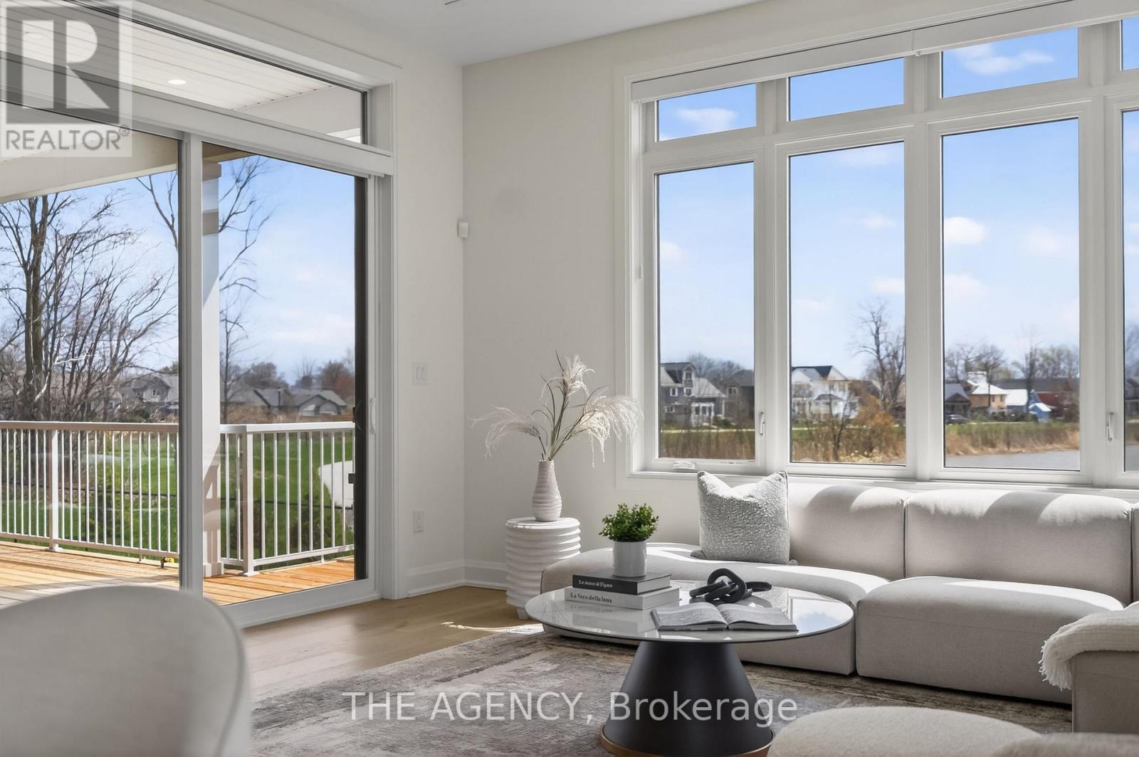 LOT 10 MISSISSAUGA AVENUE