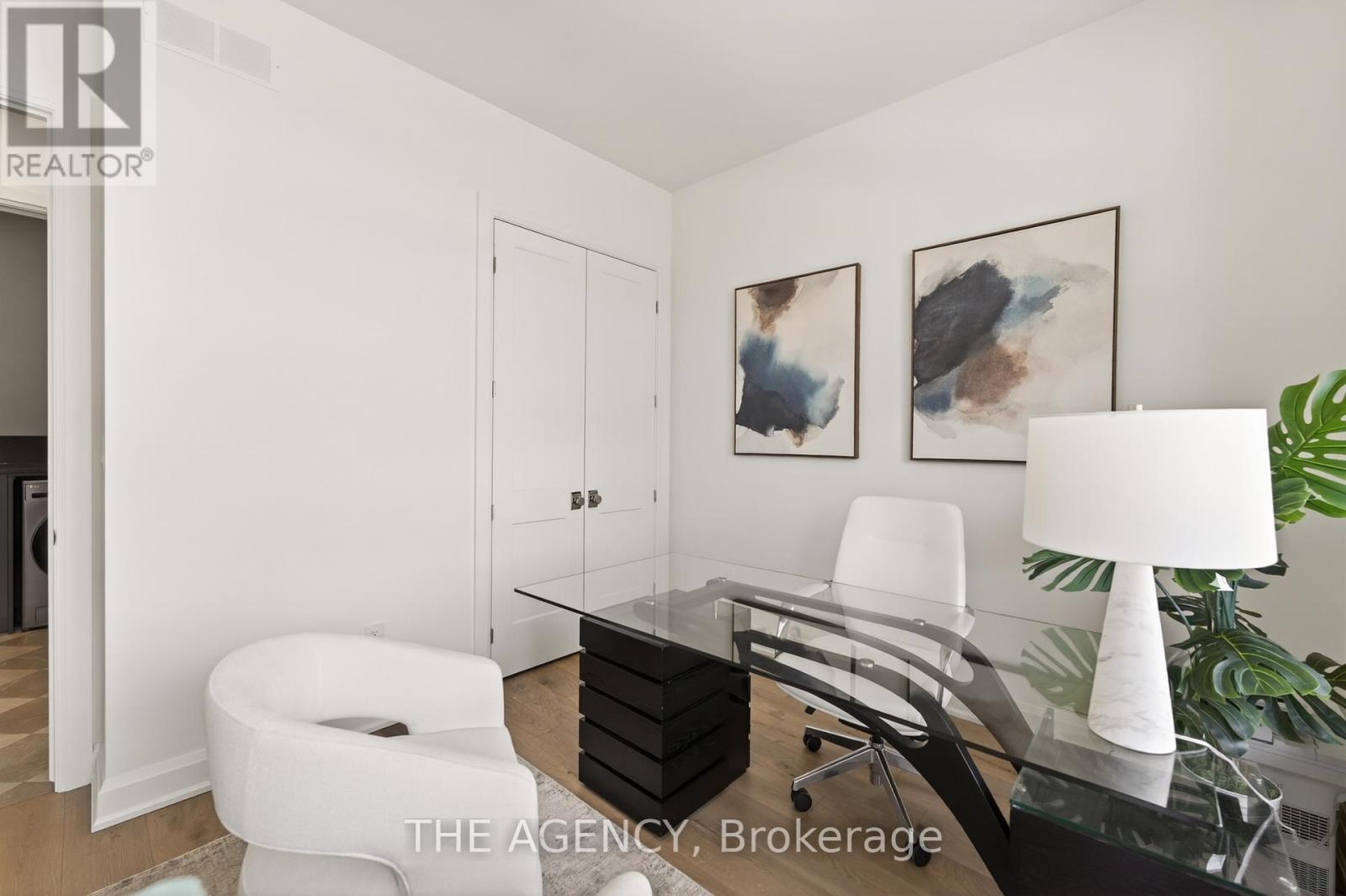 LOT 10 MISSISSAUGA AVENUE