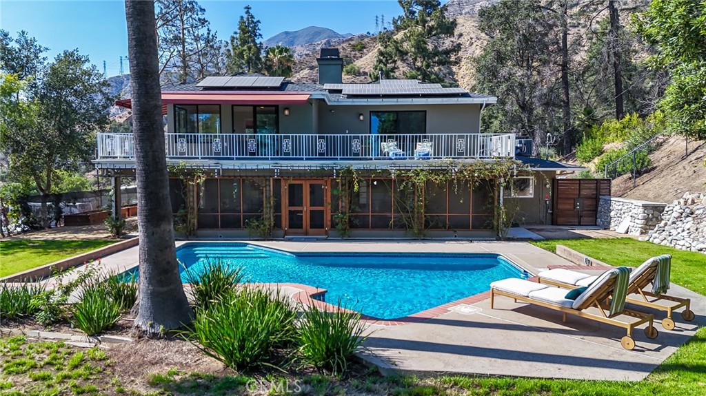430 Devonwood Road