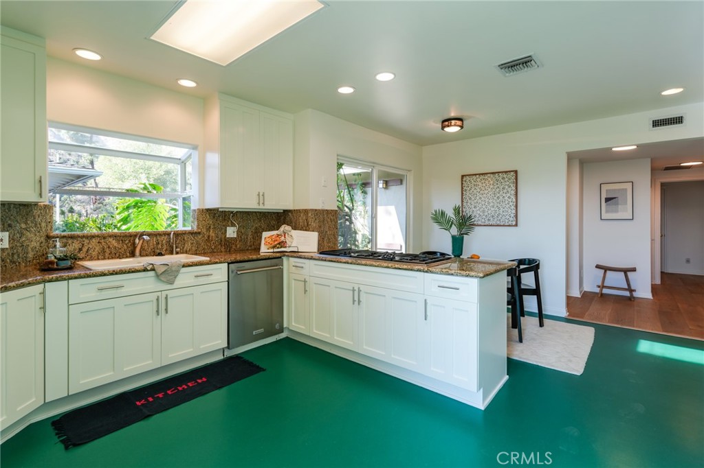 430 Devonwood Road