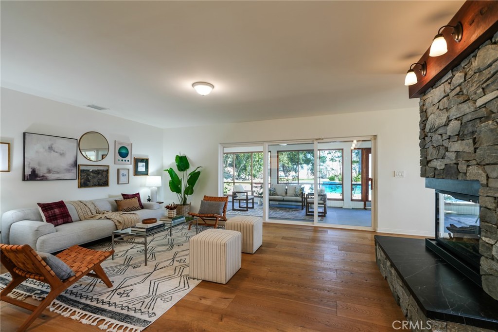 430 Devonwood Road