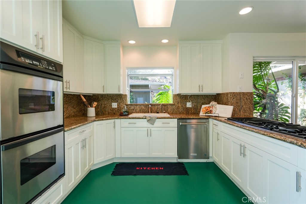 430 Devonwood Road