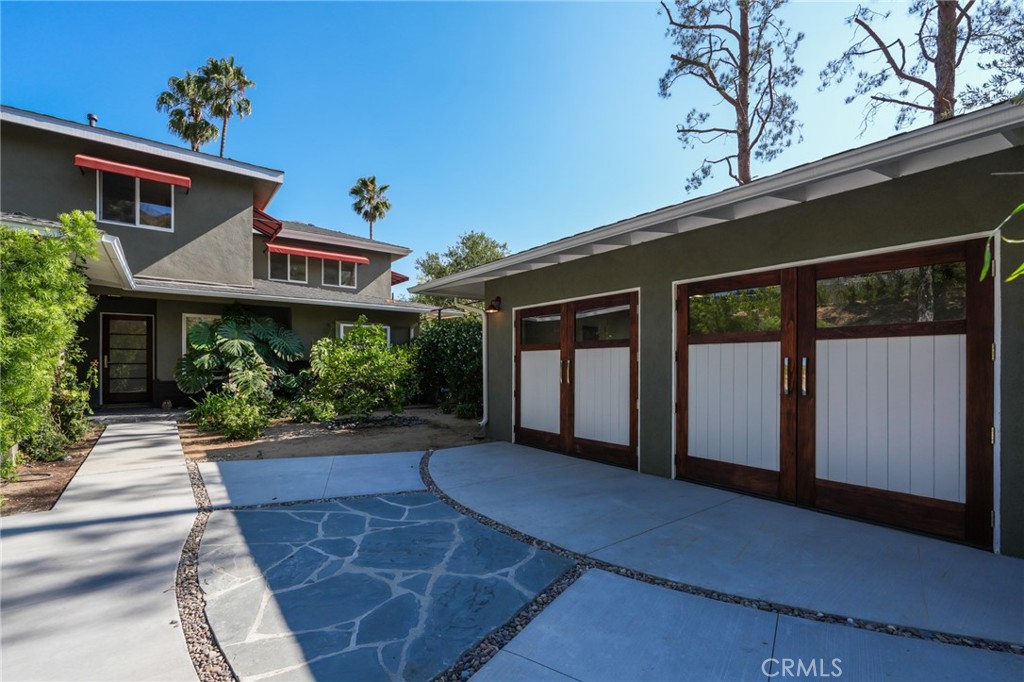 430 Devonwood Road