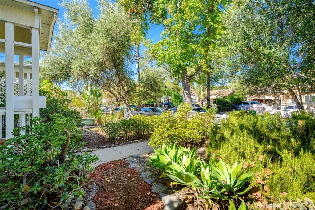 1220 Neola Street
