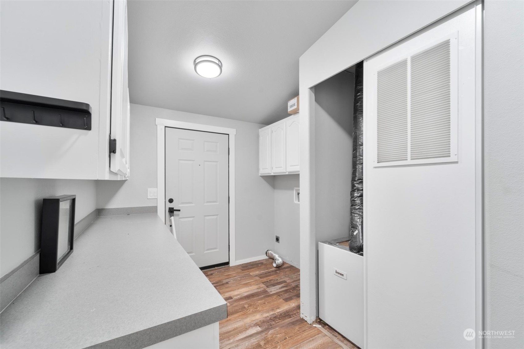 1225 128th Street NW