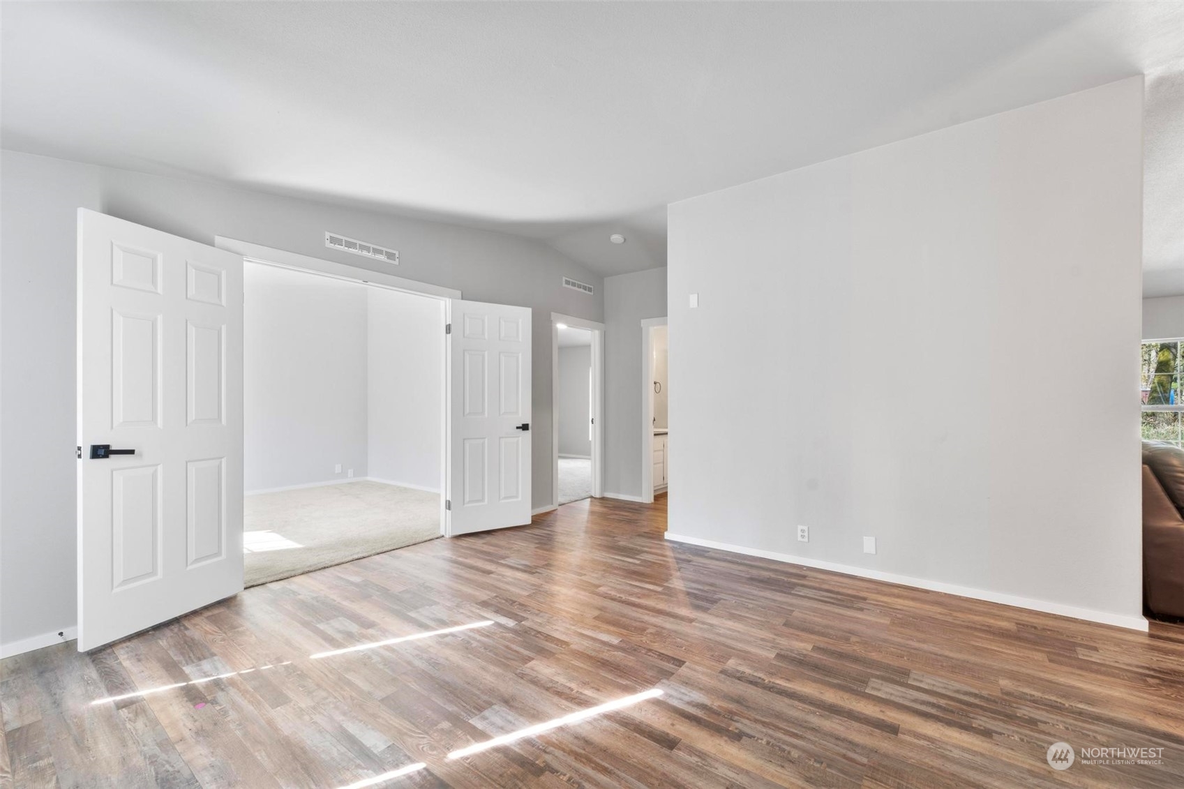 1225 128th Street NW