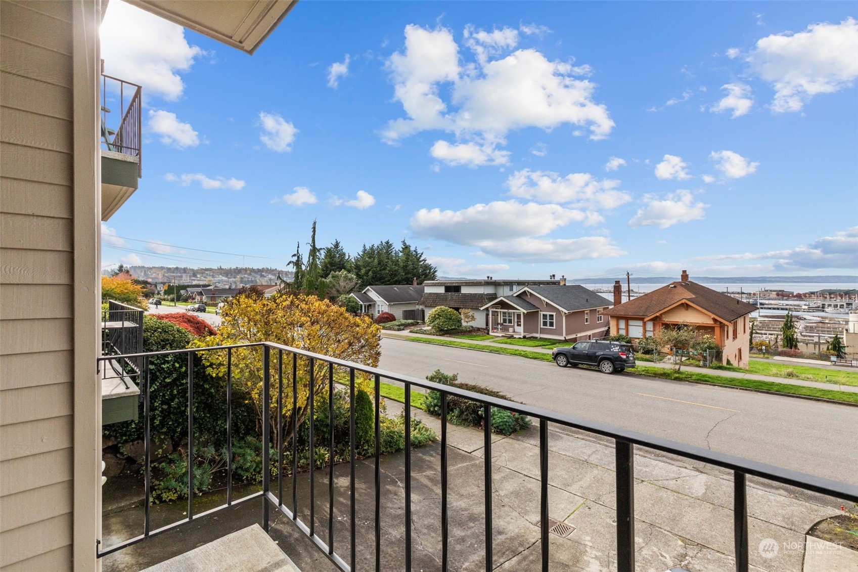 2201 Grand Avenue Unit: 1