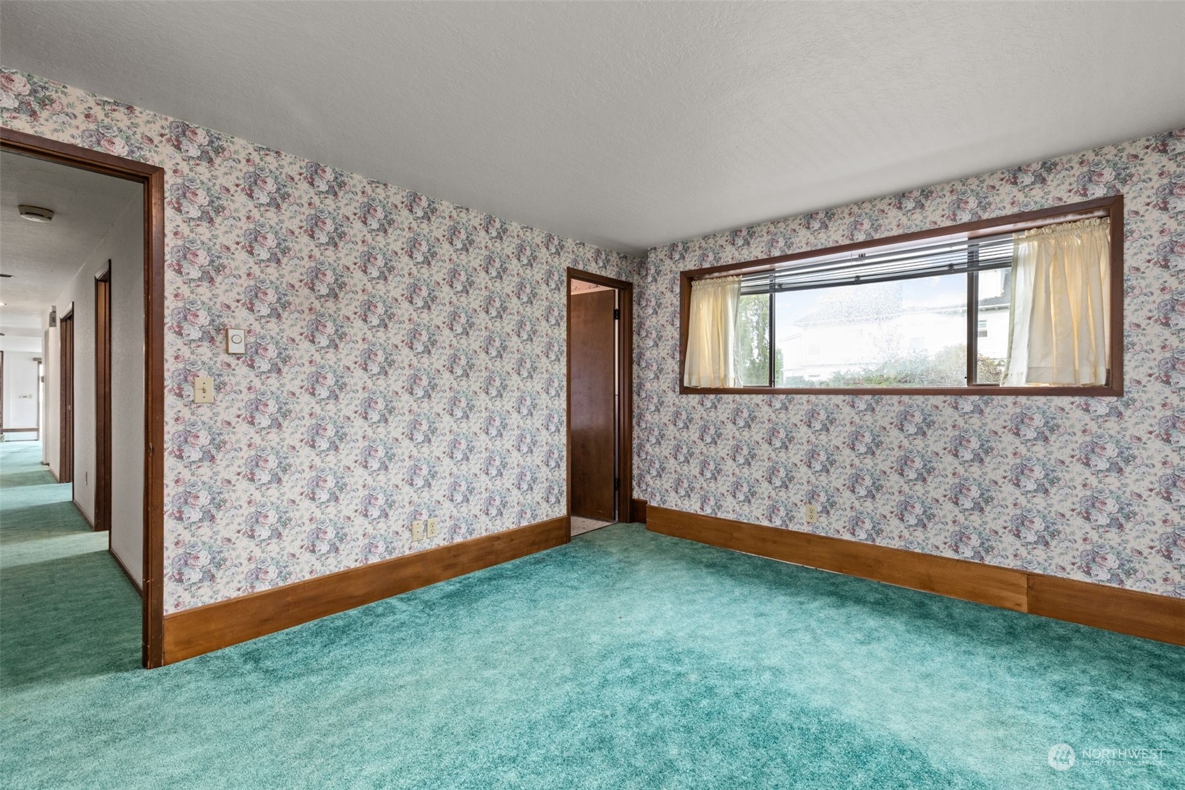 2201 Grand Avenue Unit: 1