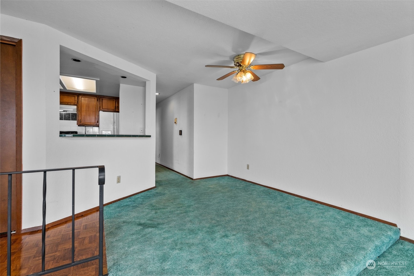 2201 Grand Avenue Unit: 1