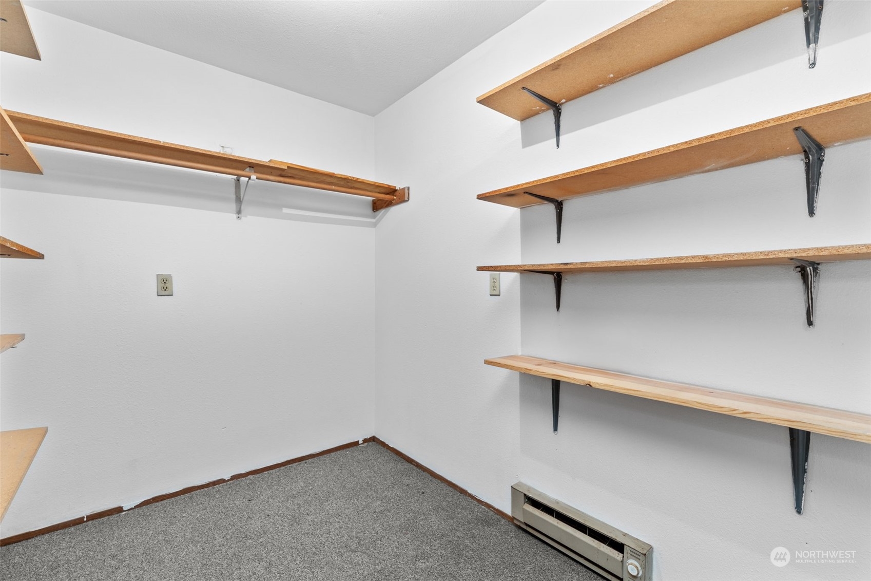 2201 Grand Avenue Unit: 1