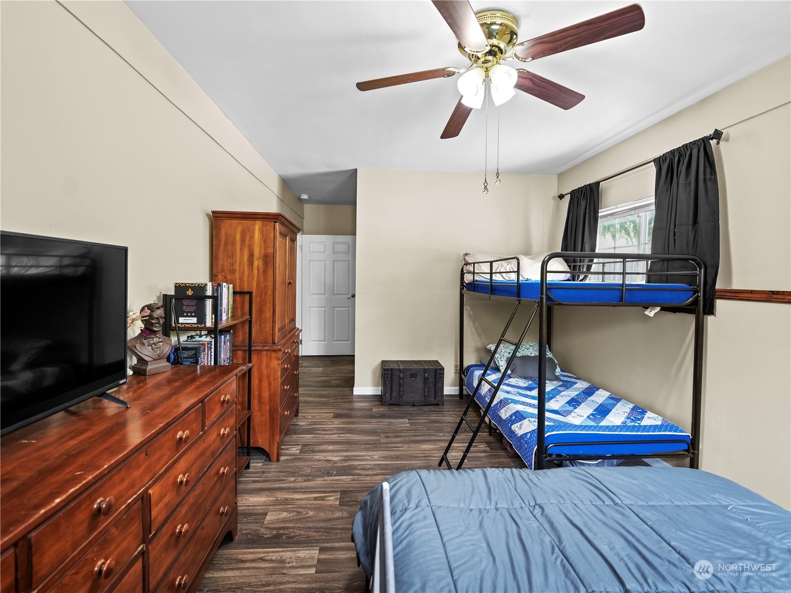 2401 Cedar Street