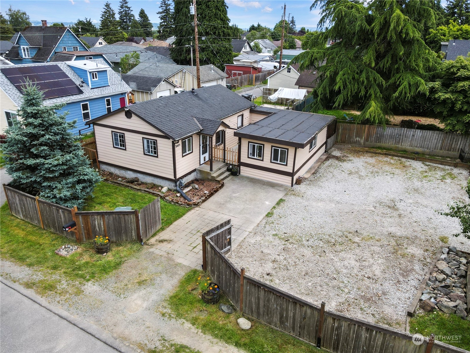 2401 Cedar Street
