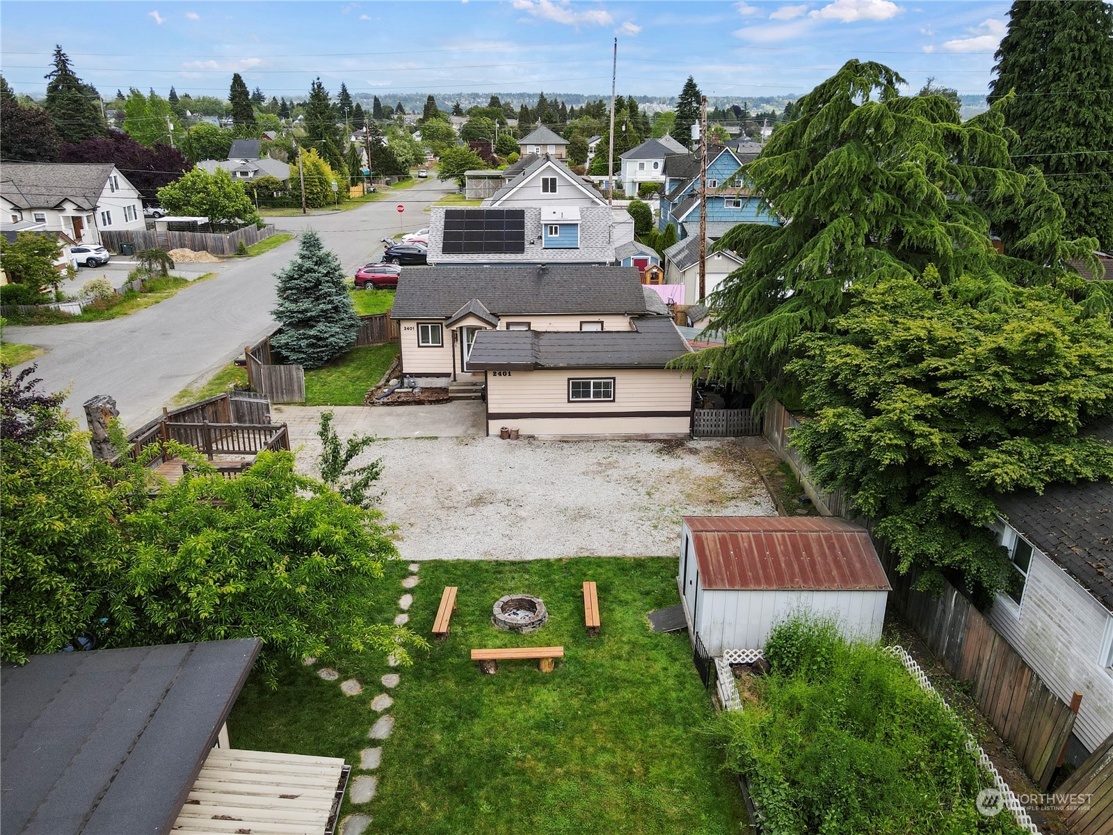 2401 Cedar Street