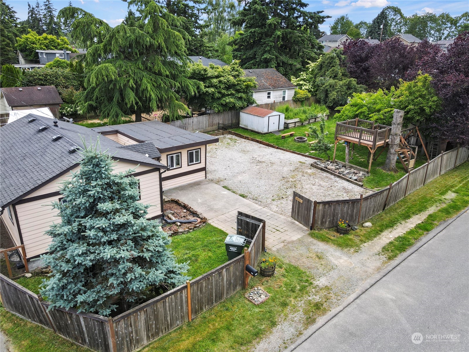 2401 Cedar Street