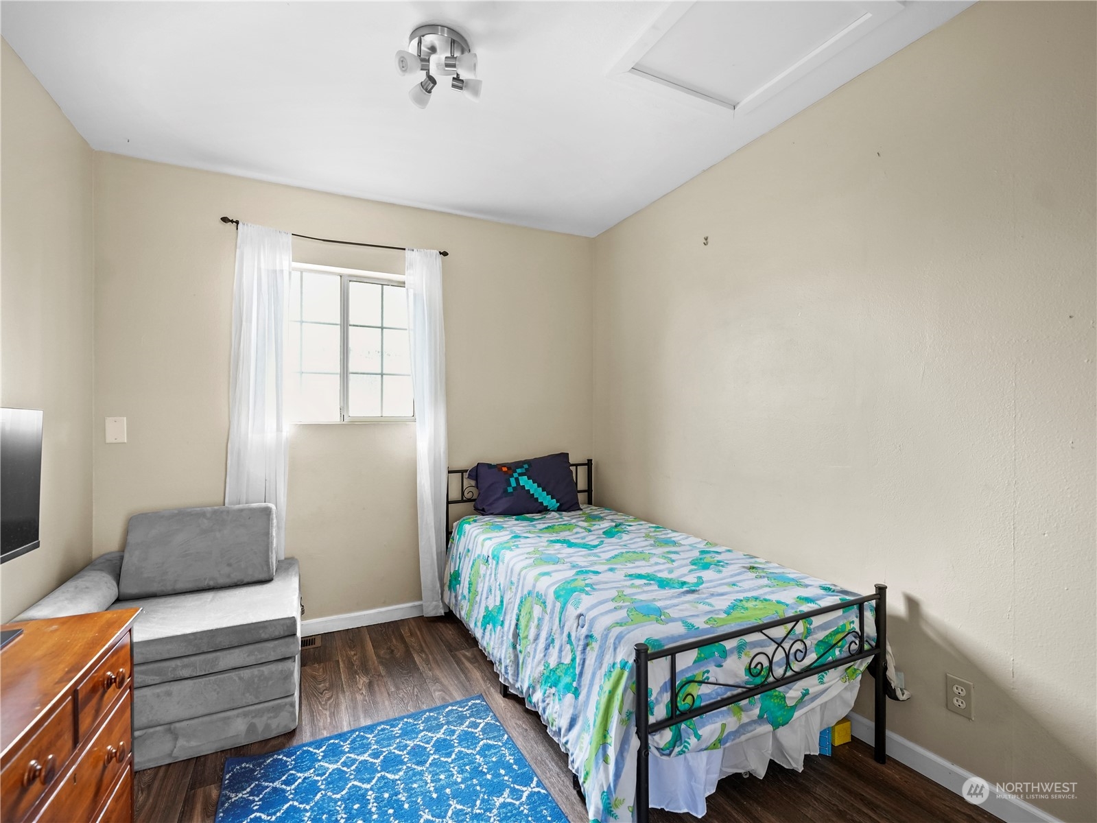 2401 Cedar Street