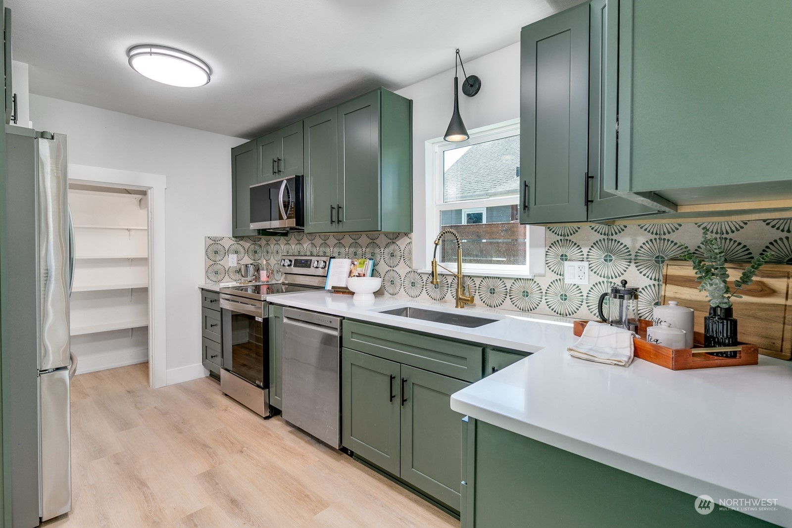 2426 Harrison Avenue