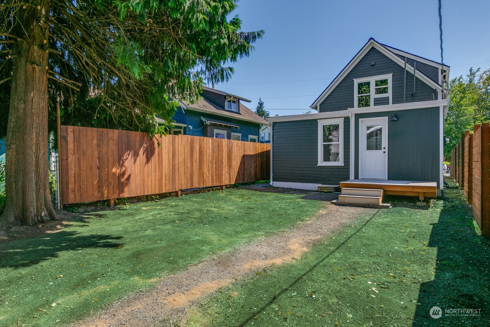 2426 Harrison Avenue