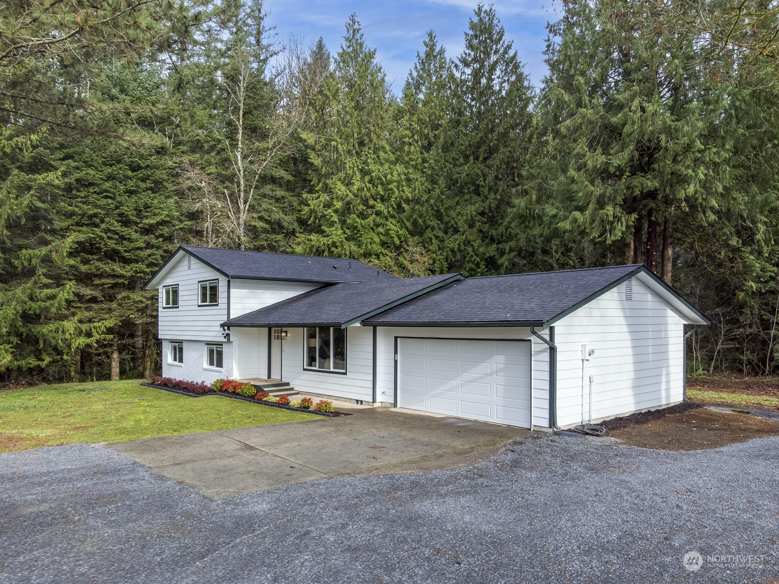 11607 Woods Lake Road