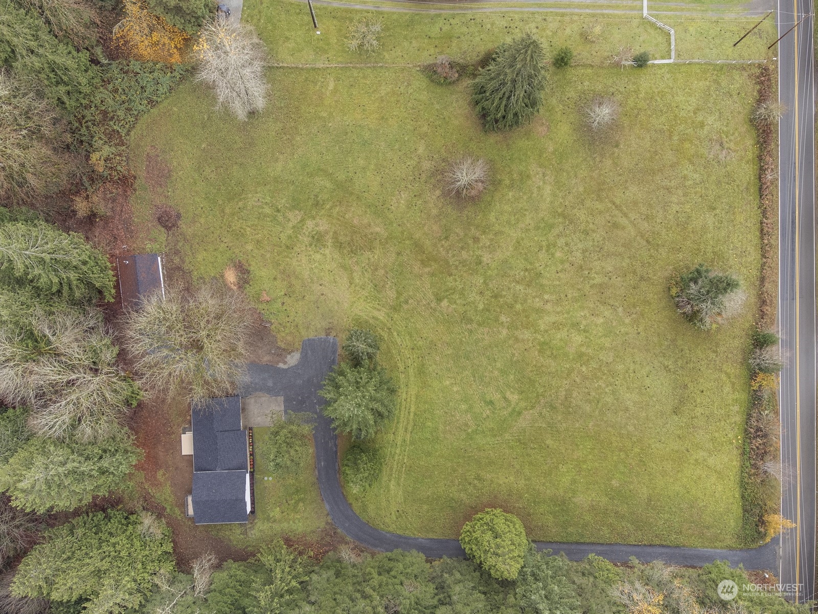 11607 Woods Lake Road