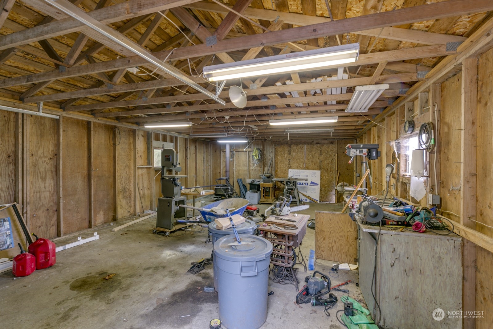 11607 Woods Lake Road