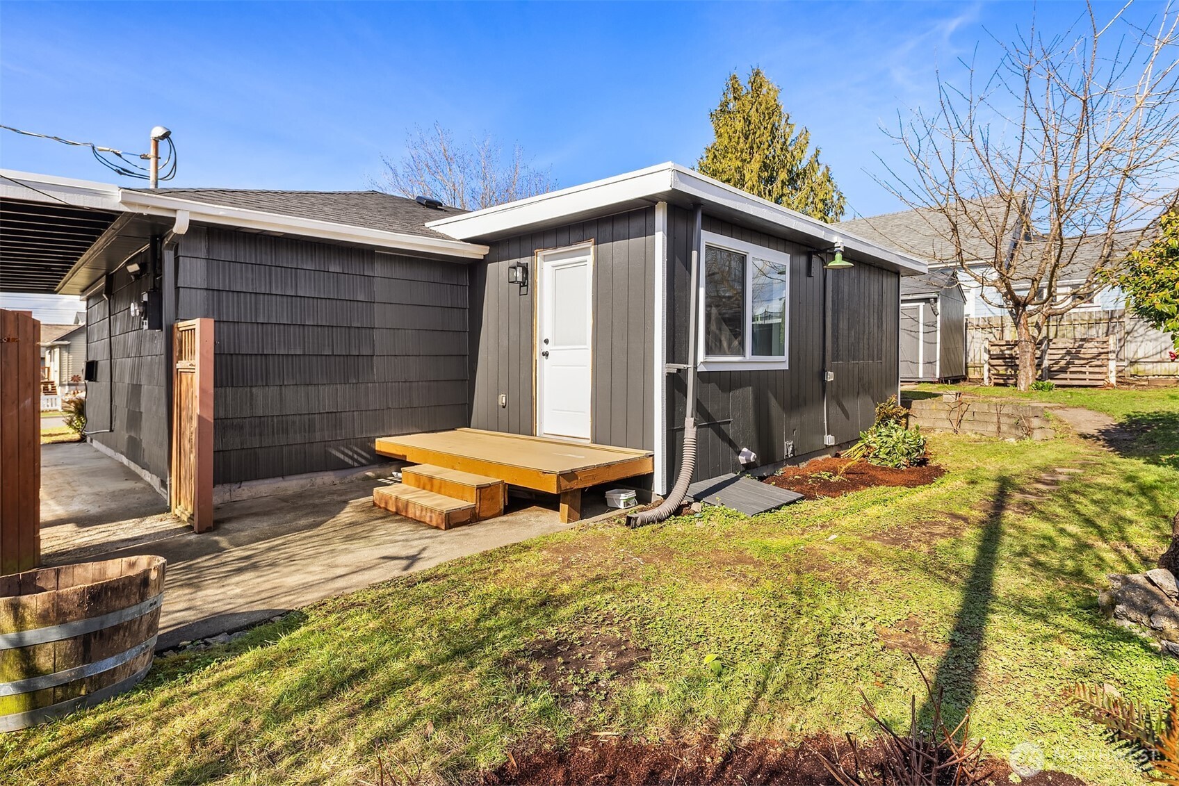 2431 Harrison Avenue