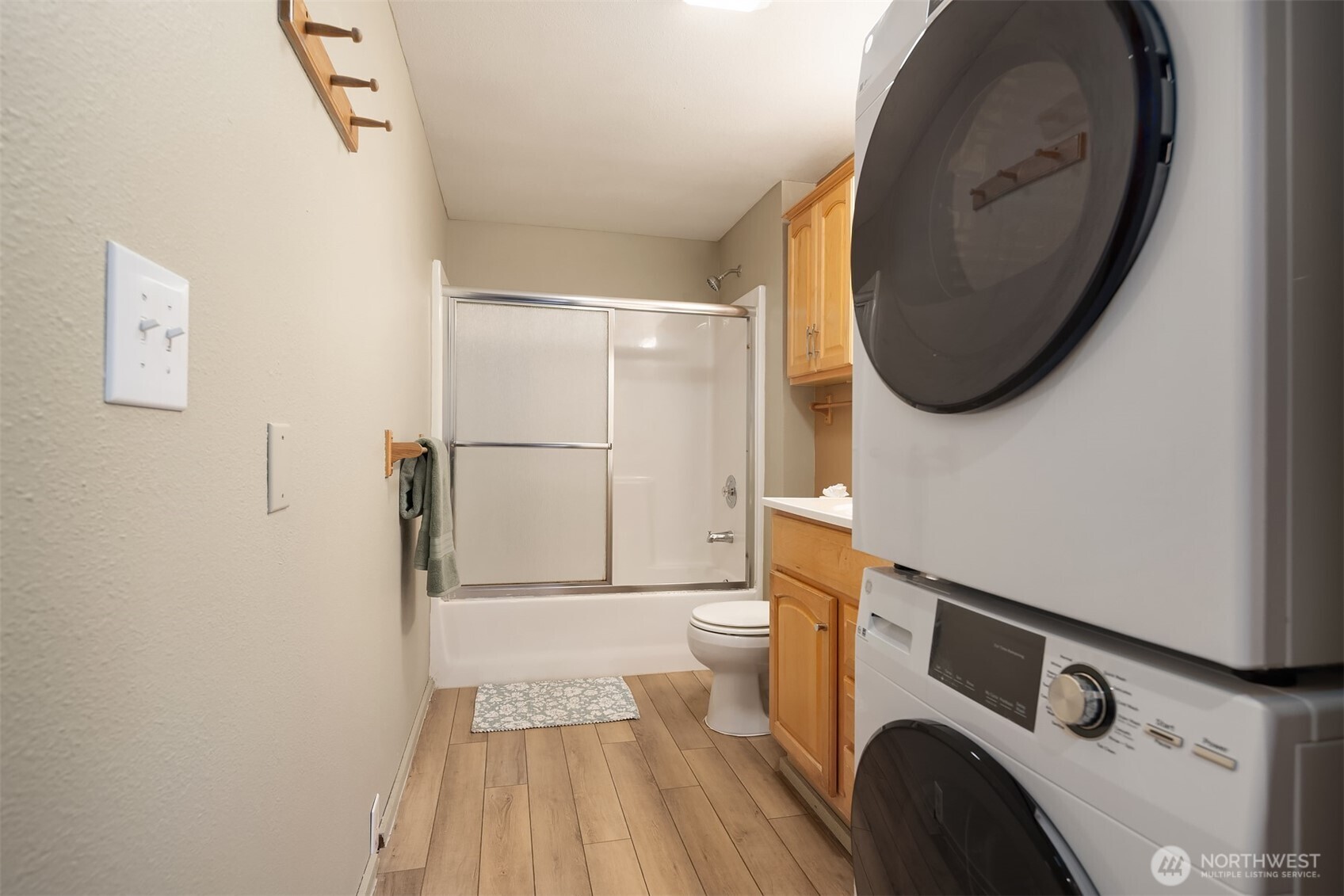 9126 N Cedarvale Loop Road