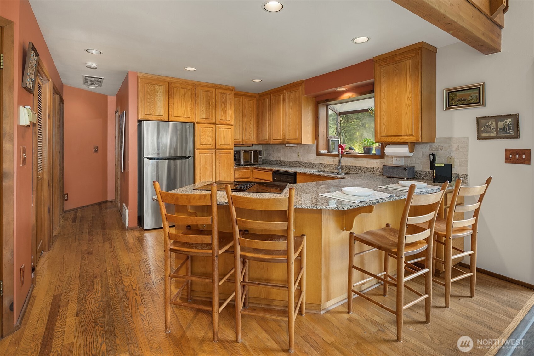 9126 N Cedarvale Loop Road