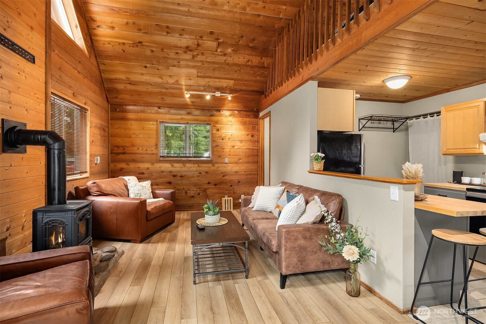 9126 N Cedarvale Loop Road