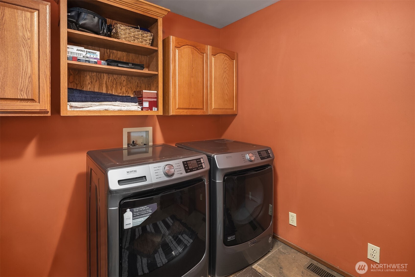 9126 N Cedarvale Loop Road