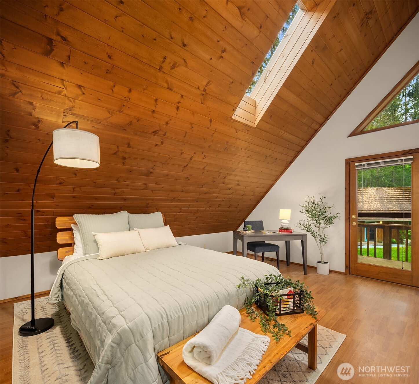 9126 N Cedarvale Loop Road