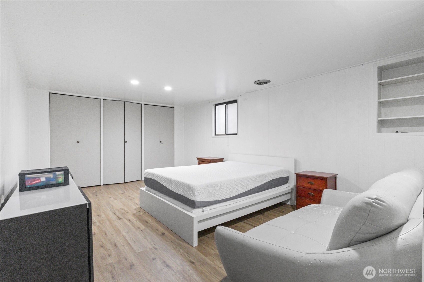 5117 Delaware Avenue