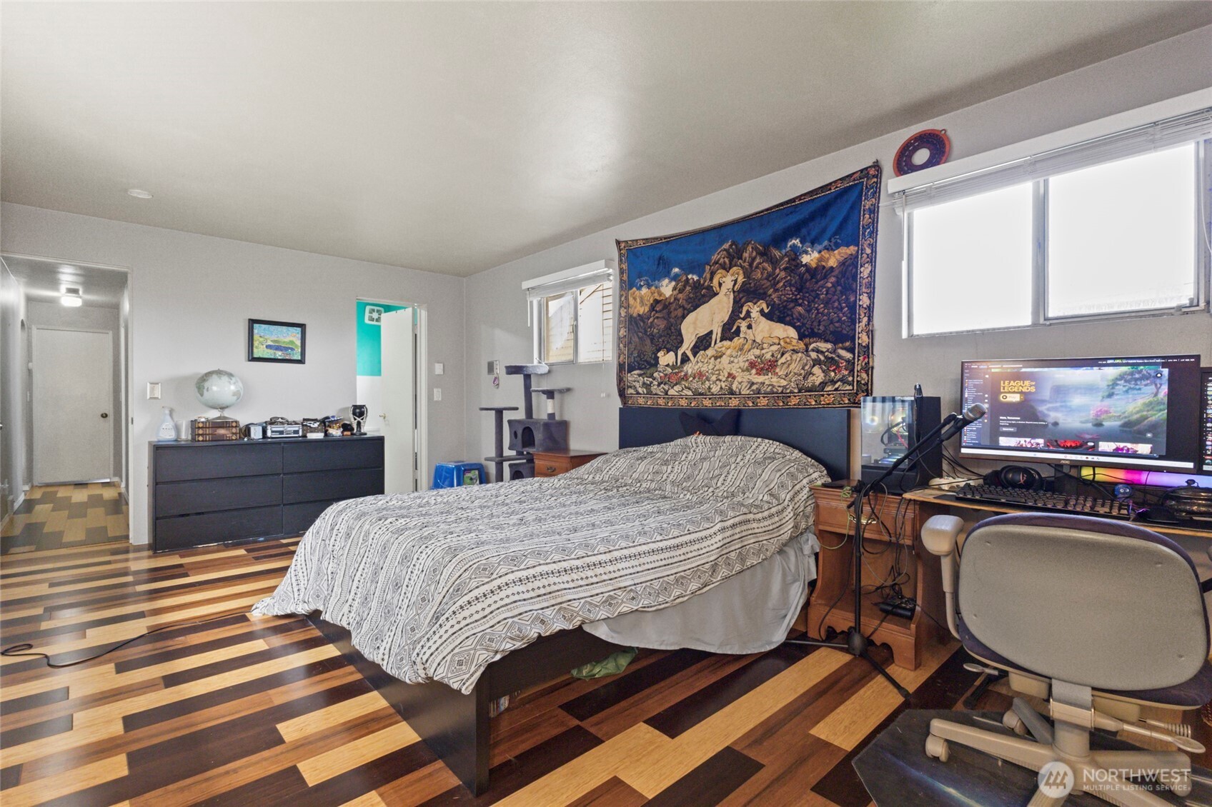 5117 Delaware Avenue