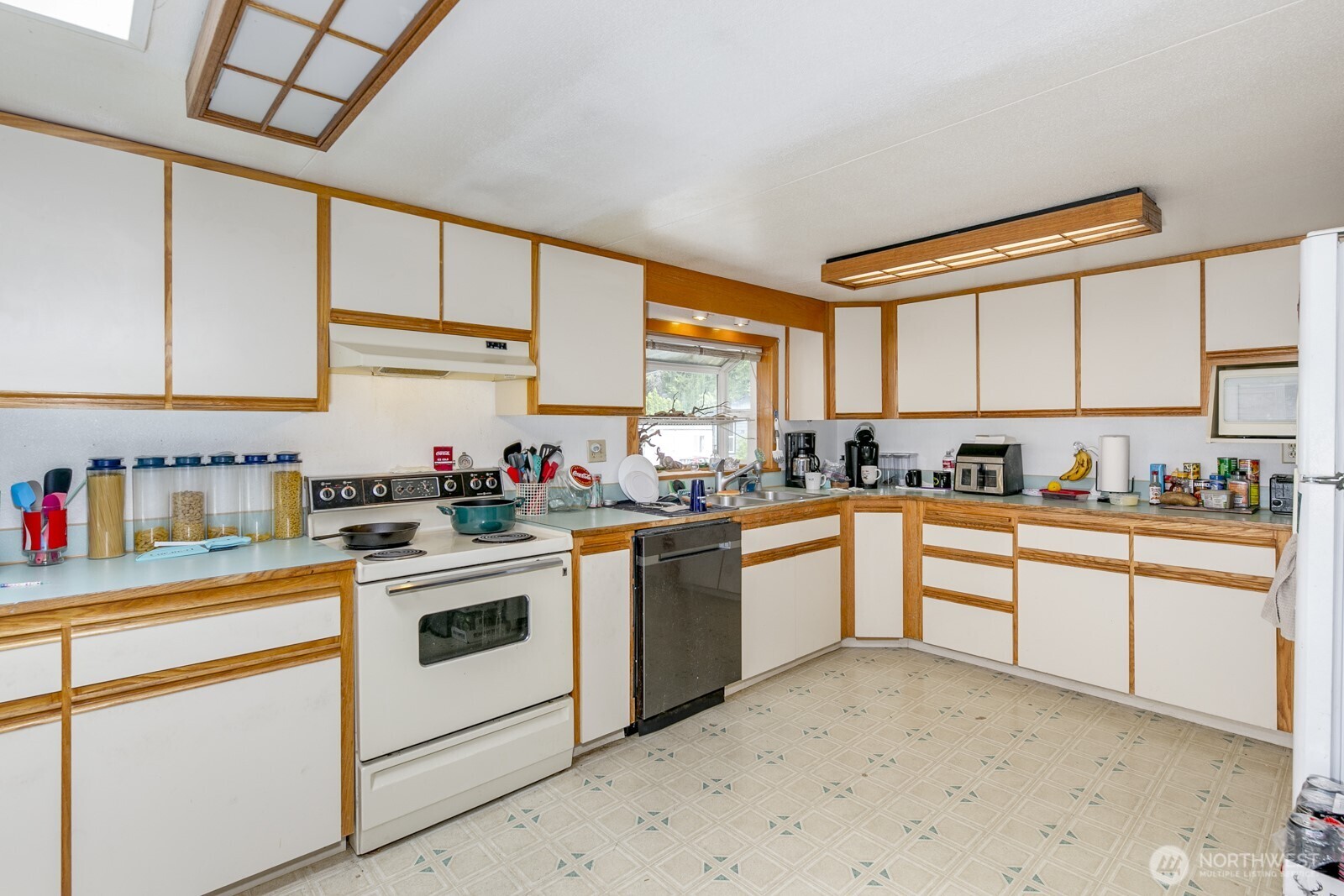 7701 Hardeson Road Unit: 107