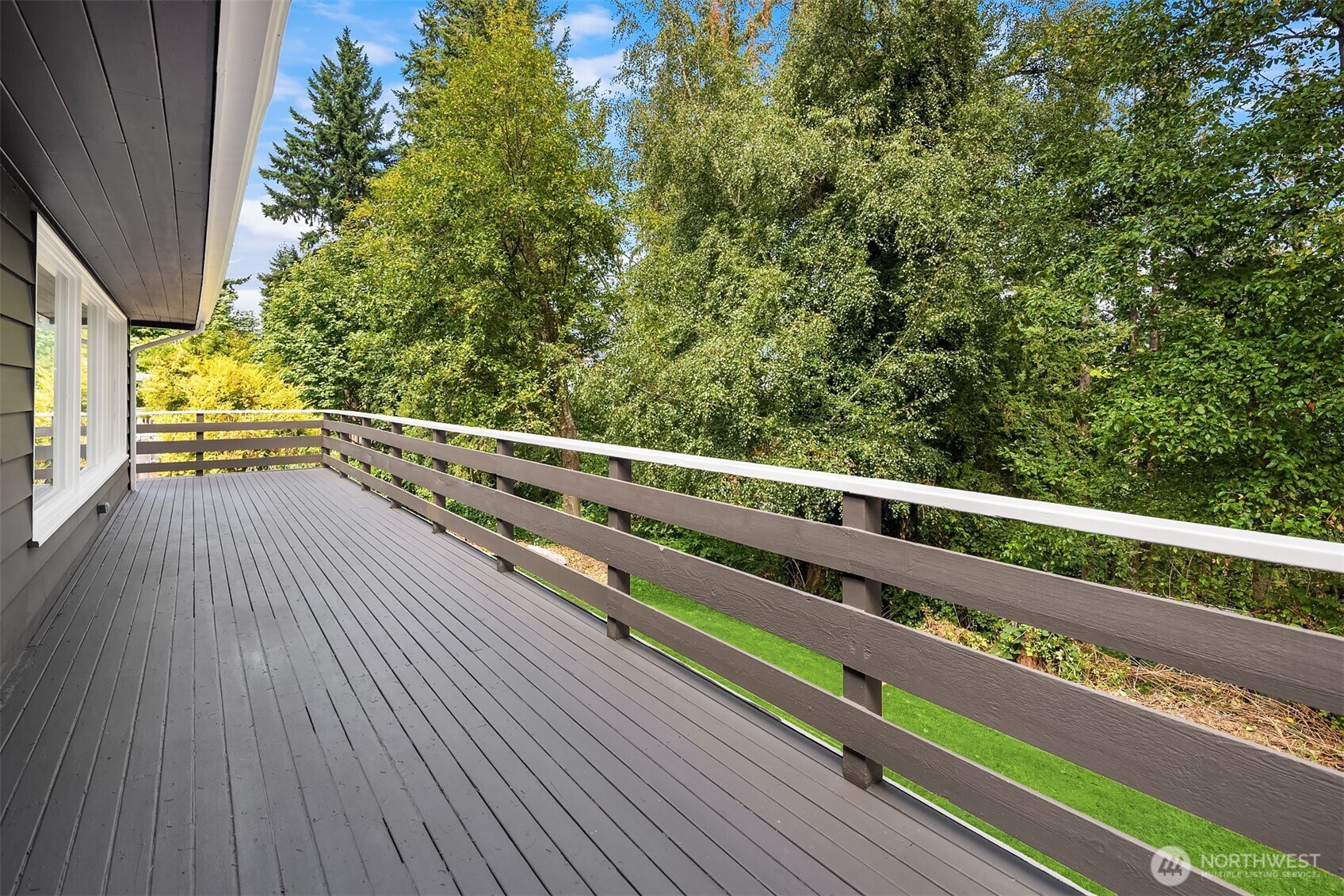 4521 Crescent Avenue