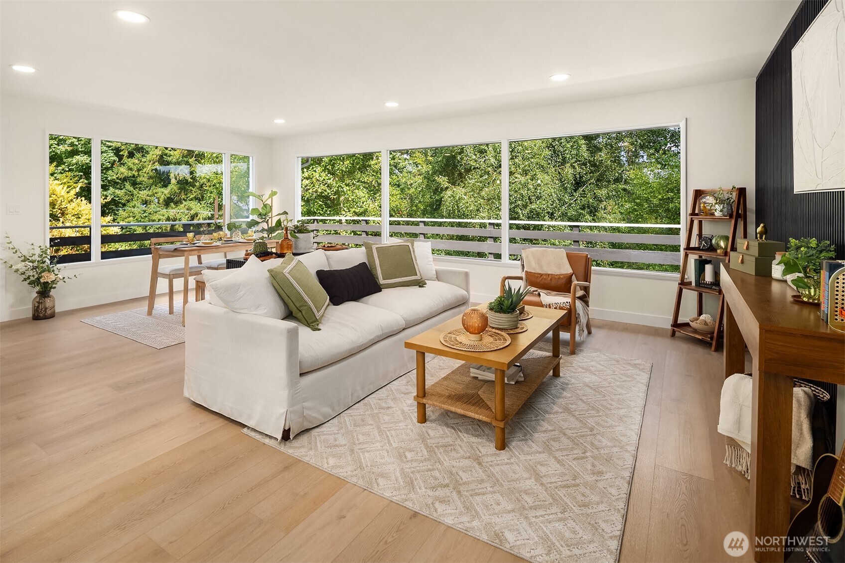 4521 Crescent Avenue