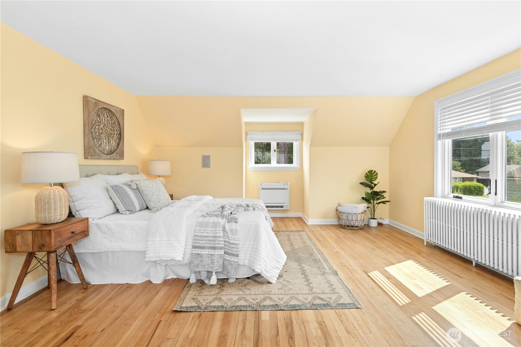 4806 Seahurst Avenue