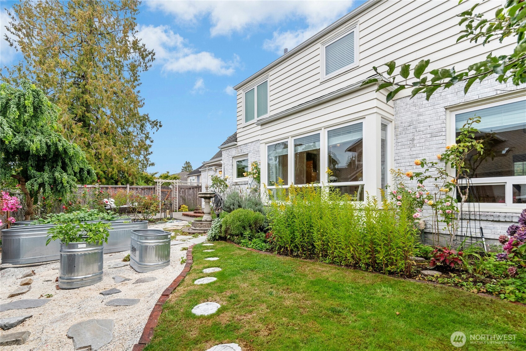 4806 Seahurst Avenue