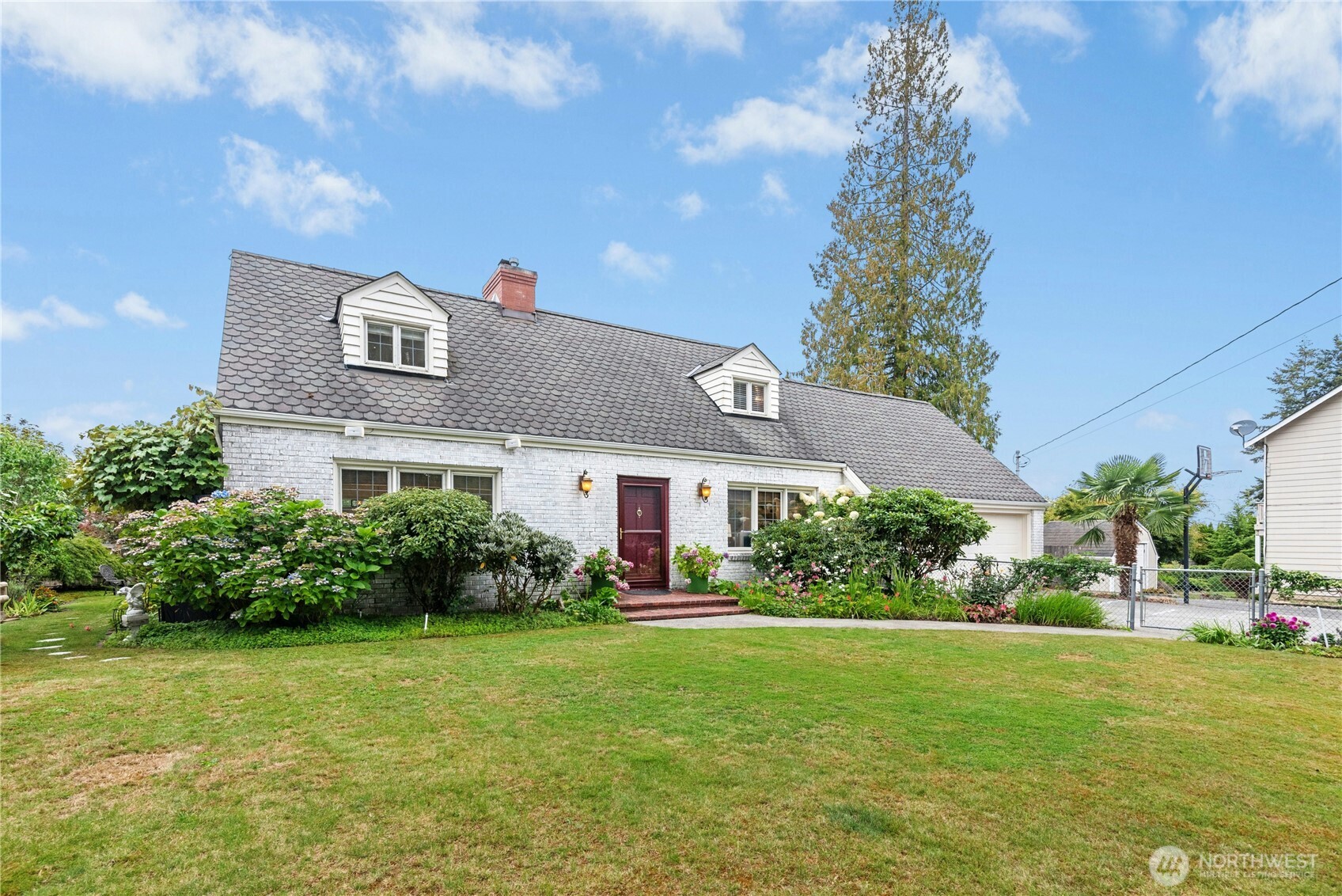 4806 Seahurst Avenue