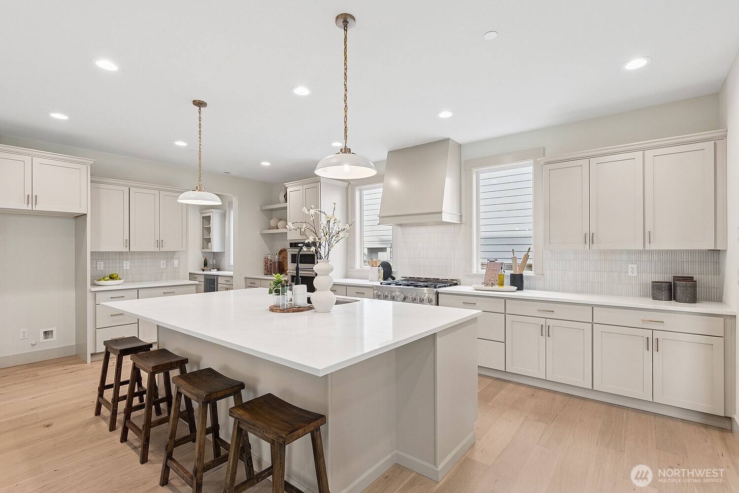 8427 200th Street SW