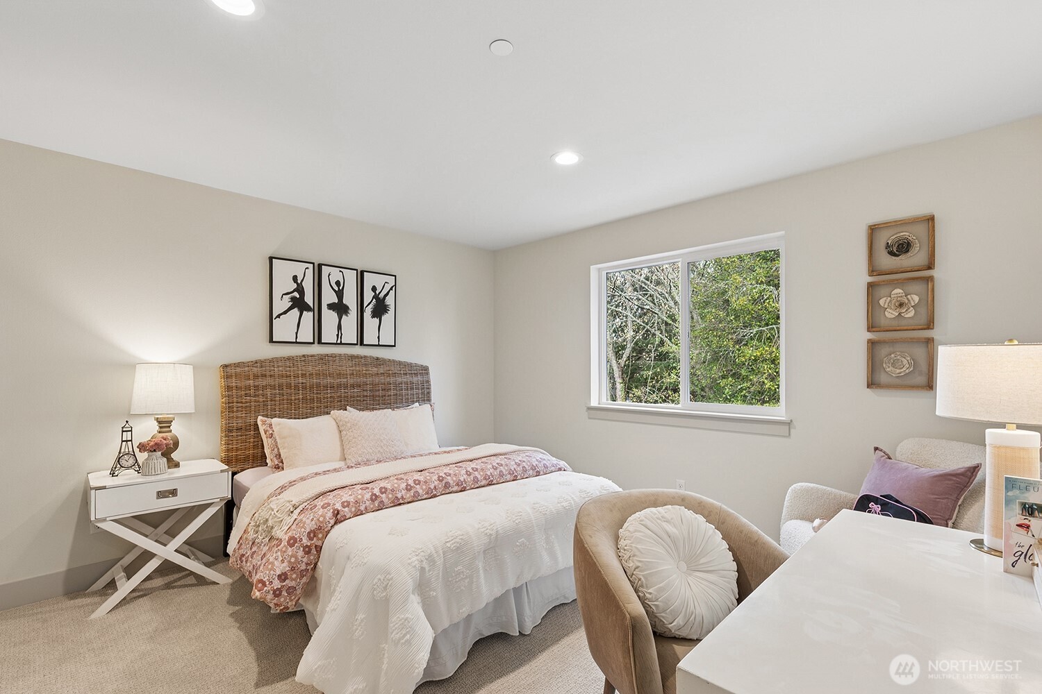 8427 200th Street SW