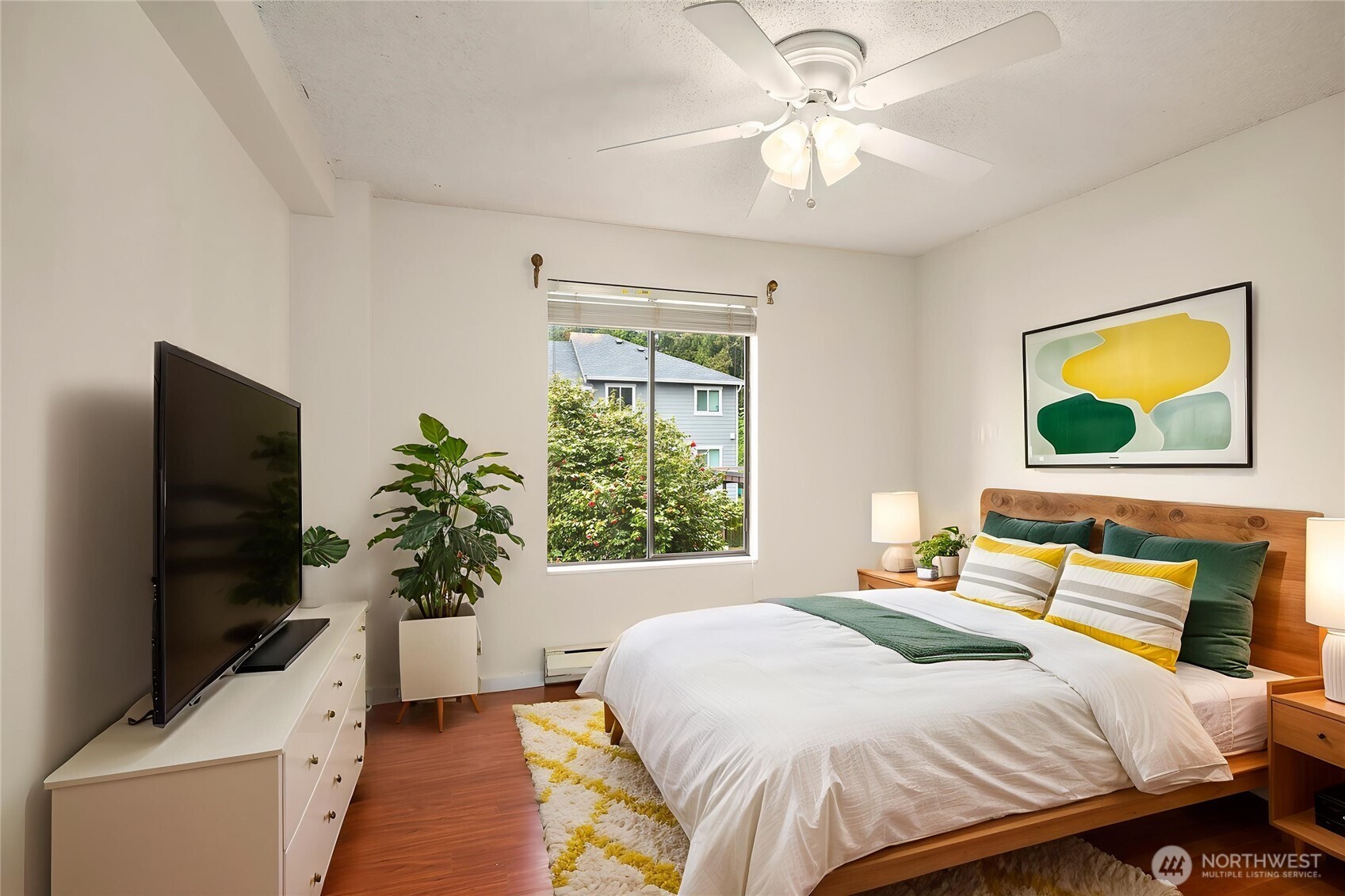 5915 Highway Place Unit: 201