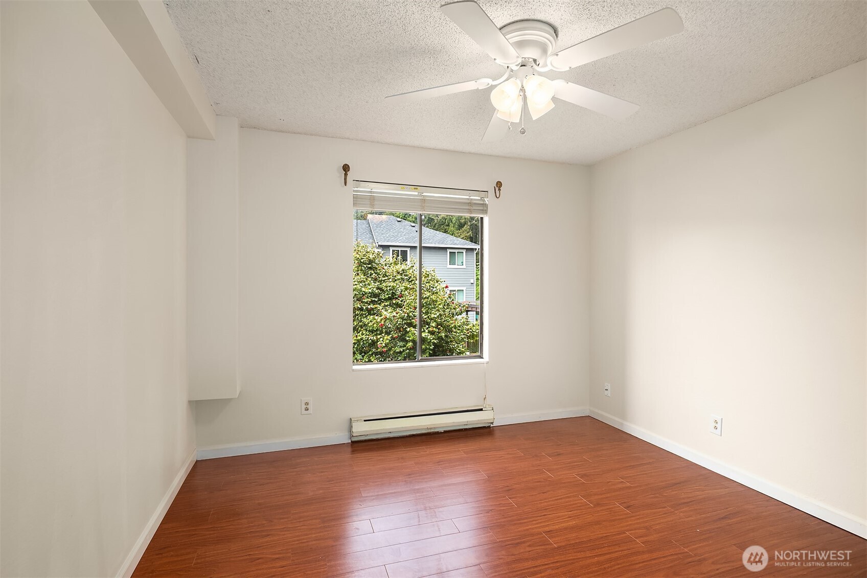5915 Highway Place Unit: 201