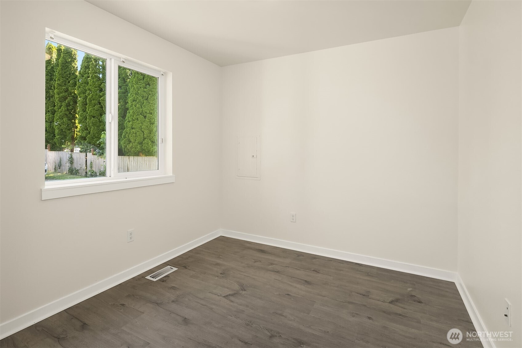 513 4th Street