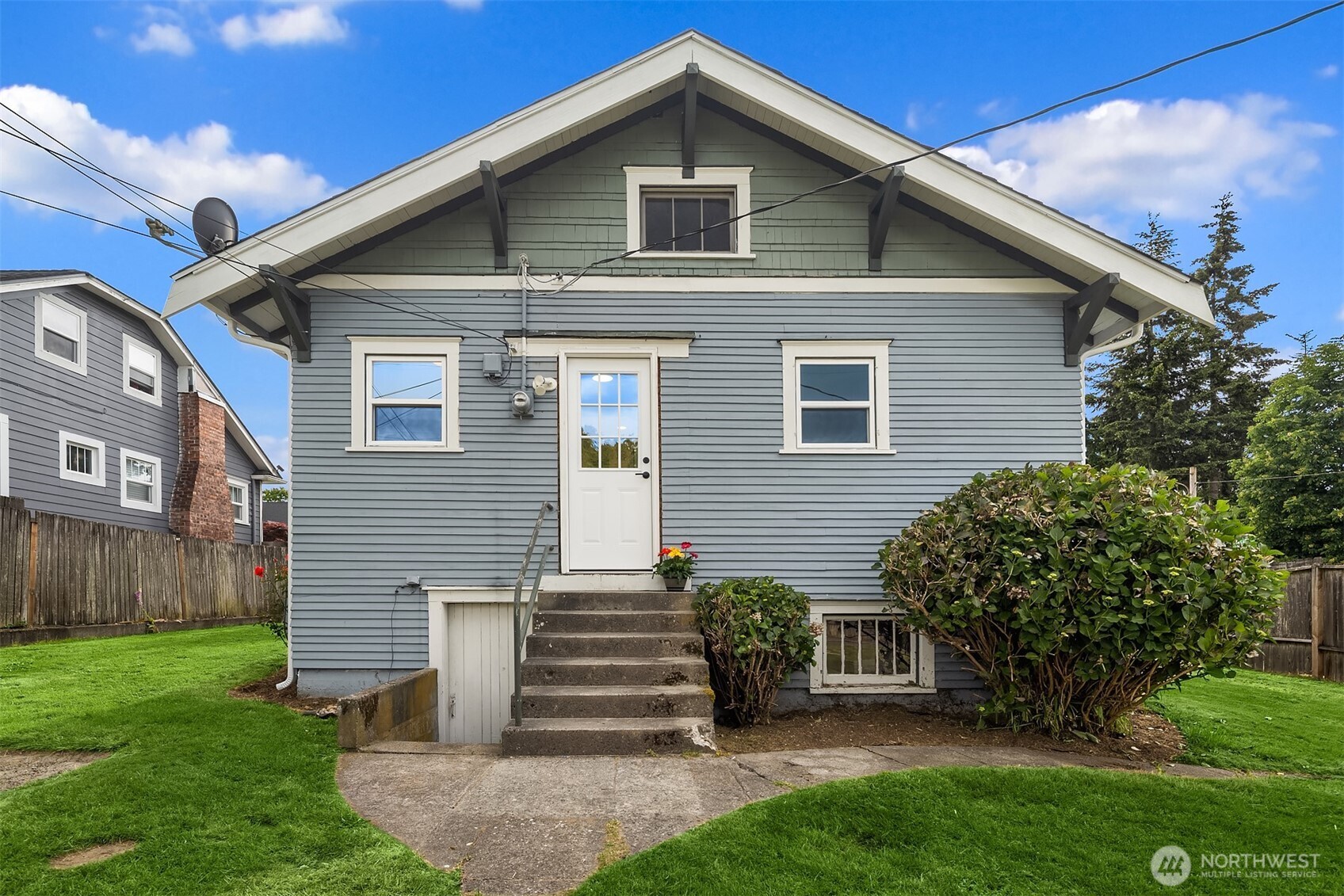 2001 Rainier Avenue