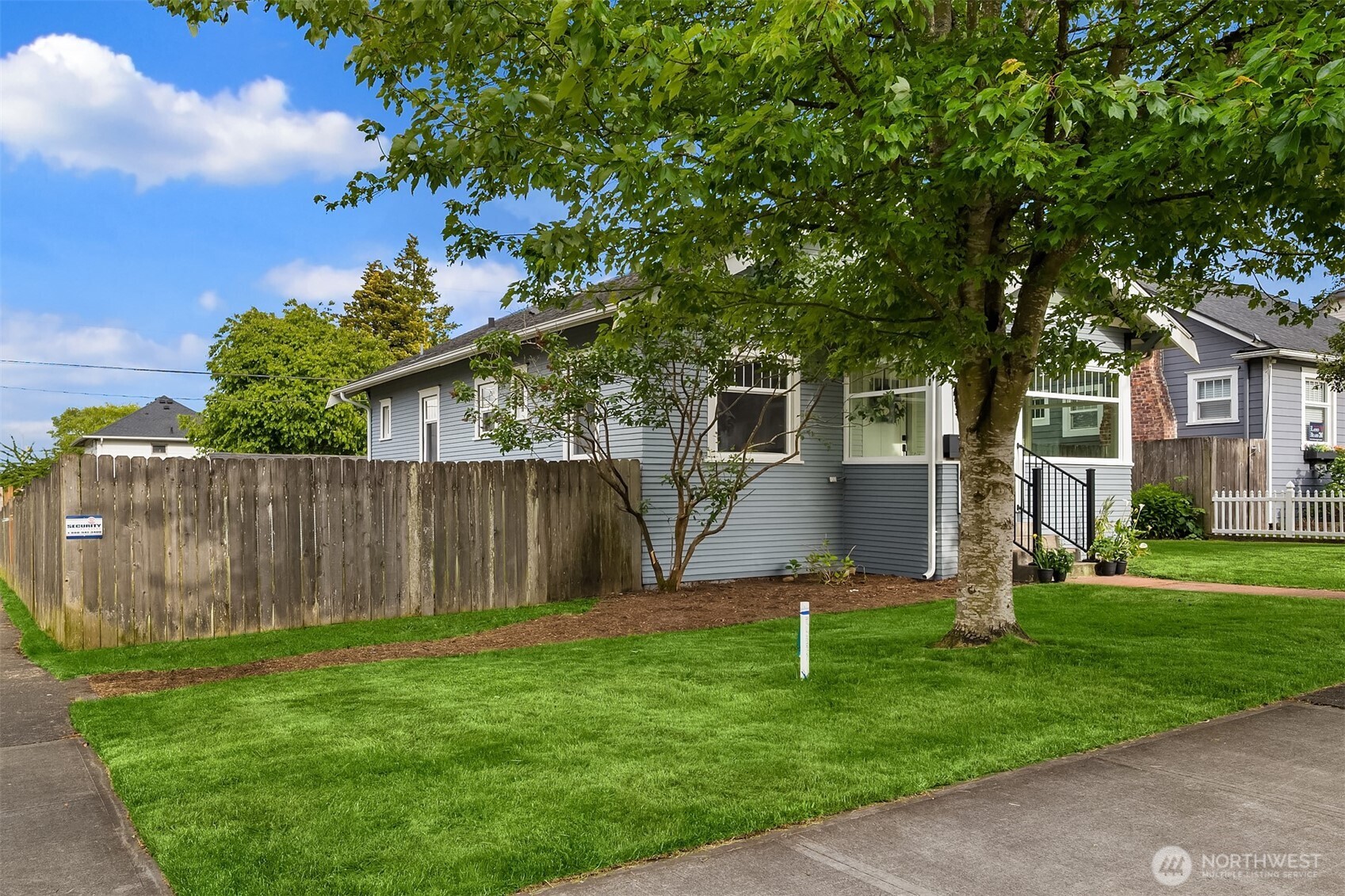 2001 Rainier Avenue