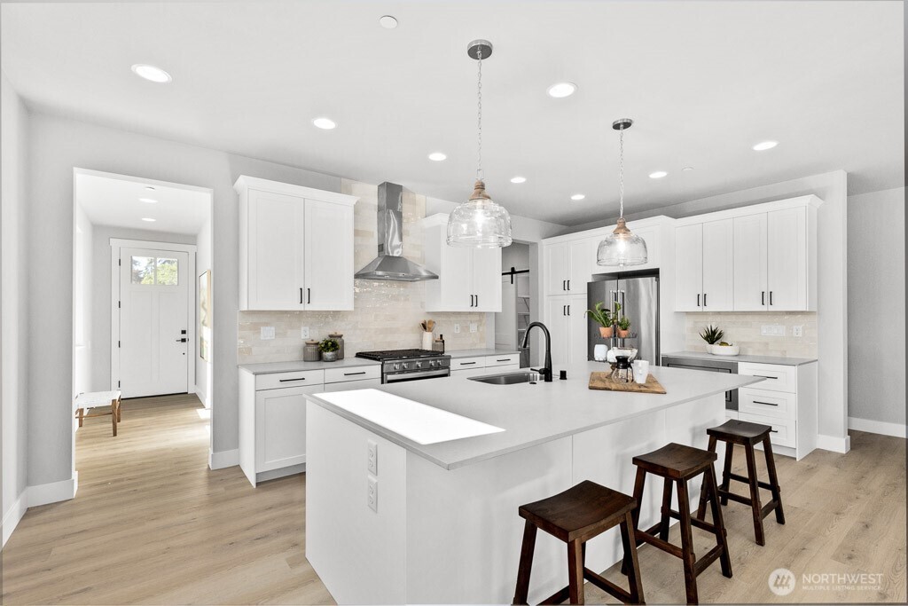 20114 10th Avenue W Unit: A