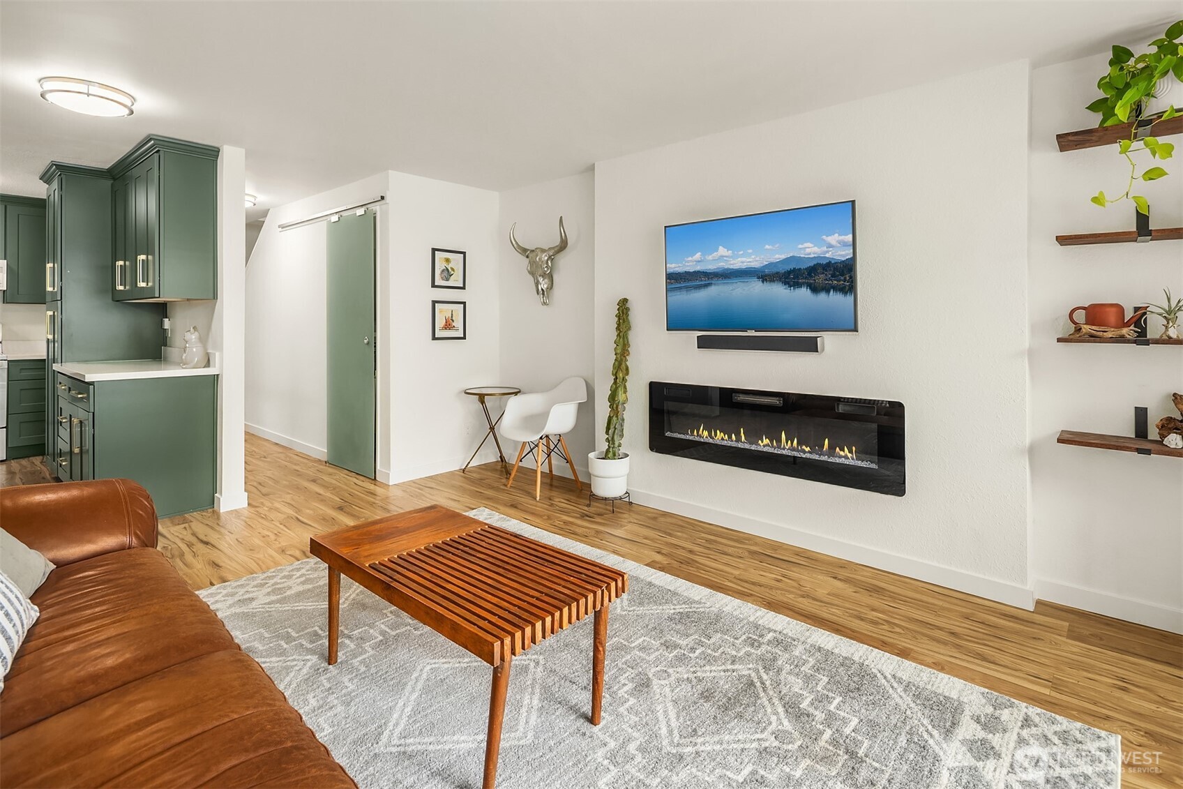 21105 80th Avenue W Unit: 104
